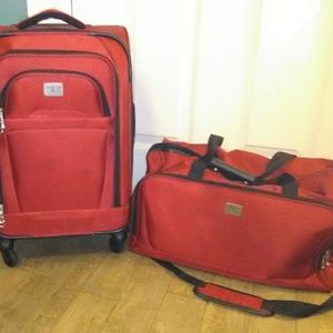 Dockers Suitcase and Duffle Bag